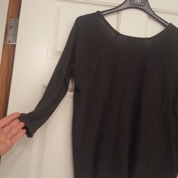JOAN VASS GRAY ASSYMETRIC LT SWEATER TOP NUC - Picture 6 of 7